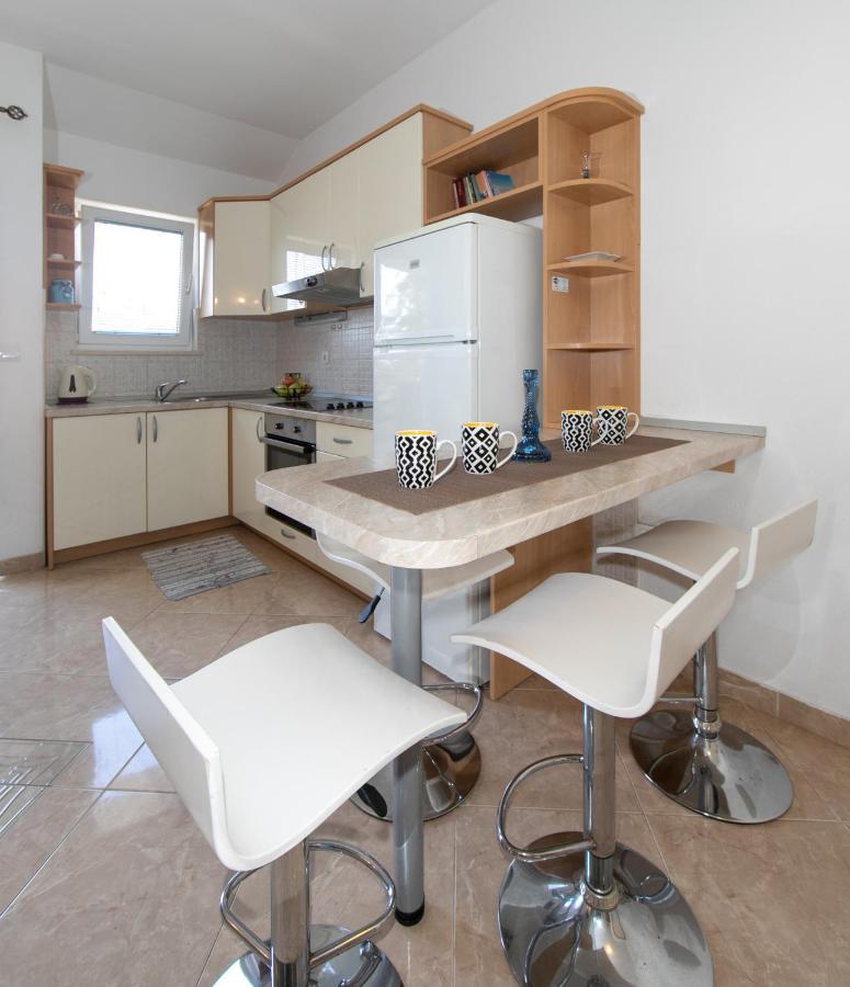 Apartmani Silva Tučepi Exteriér fotografie